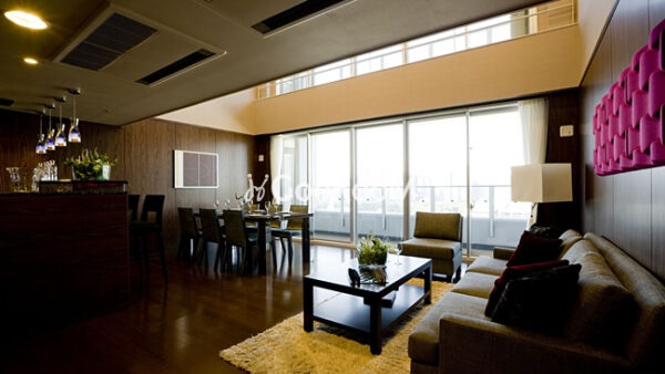 The Tokyo Towers Mid Tower