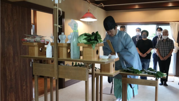 家の終活、⼿放す前の整理が⽼親守る 転倒で4割が⼊院