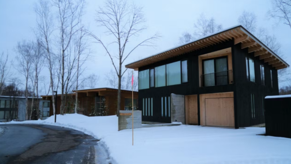 ニセコのバンヤンツリー｢開業時期未定｣ 条例で開発規制