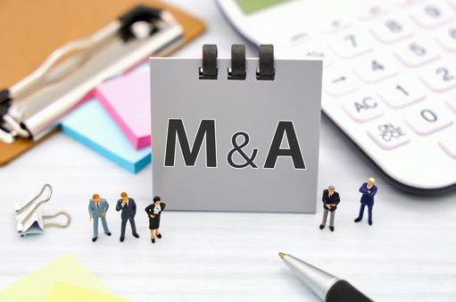 地方銀行のM&Aが不動産市場にもたらす新たな可能性：千代田区でのマンション取引への影響