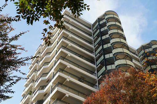 【千代田区でマンション売却・購入を検討中の方へ！】千代田区の中古マンション市場：価格高騰と投資機会を徹底解説！