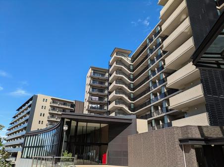 【千代田区でマンション売却・購入を検討中の方へ！】【注目】千代田区のマンション市場最新動向！割安物件も見逃せない？