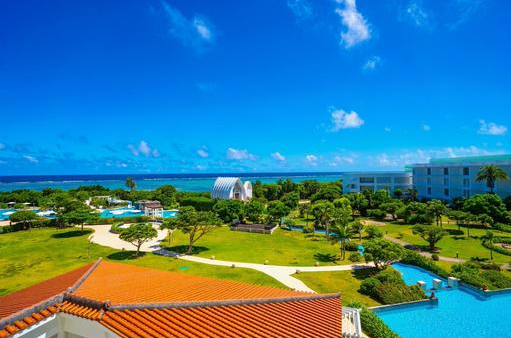 【千代田区でマンション売却・購入を検討中の方へ！】琉球銀行本店ビルに「ザ ロイヤルパークホテル アイコニック 那覇」開業へ！