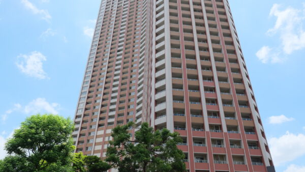 【芝浦アイランド ケープタワー】34階という高層階に位置する、フルリノベーション済みの角住戸が売り出し中